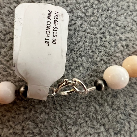 ❤️ 8mm 18” Queen Pink Conch Necklace w 925 Desert Navajo Pearls Saucers 20gms - Picture 4 of 13